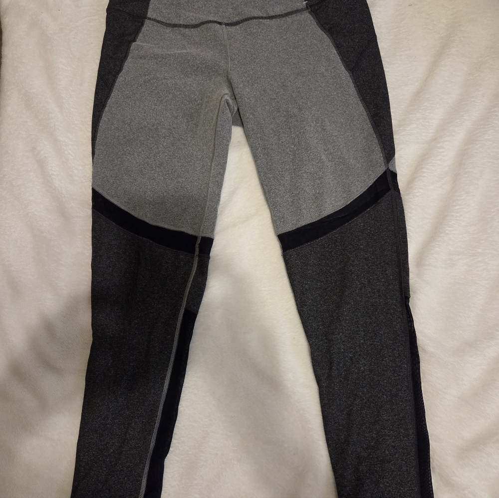 CALIA by Carrie Underwood Gray and Black Active Leggings